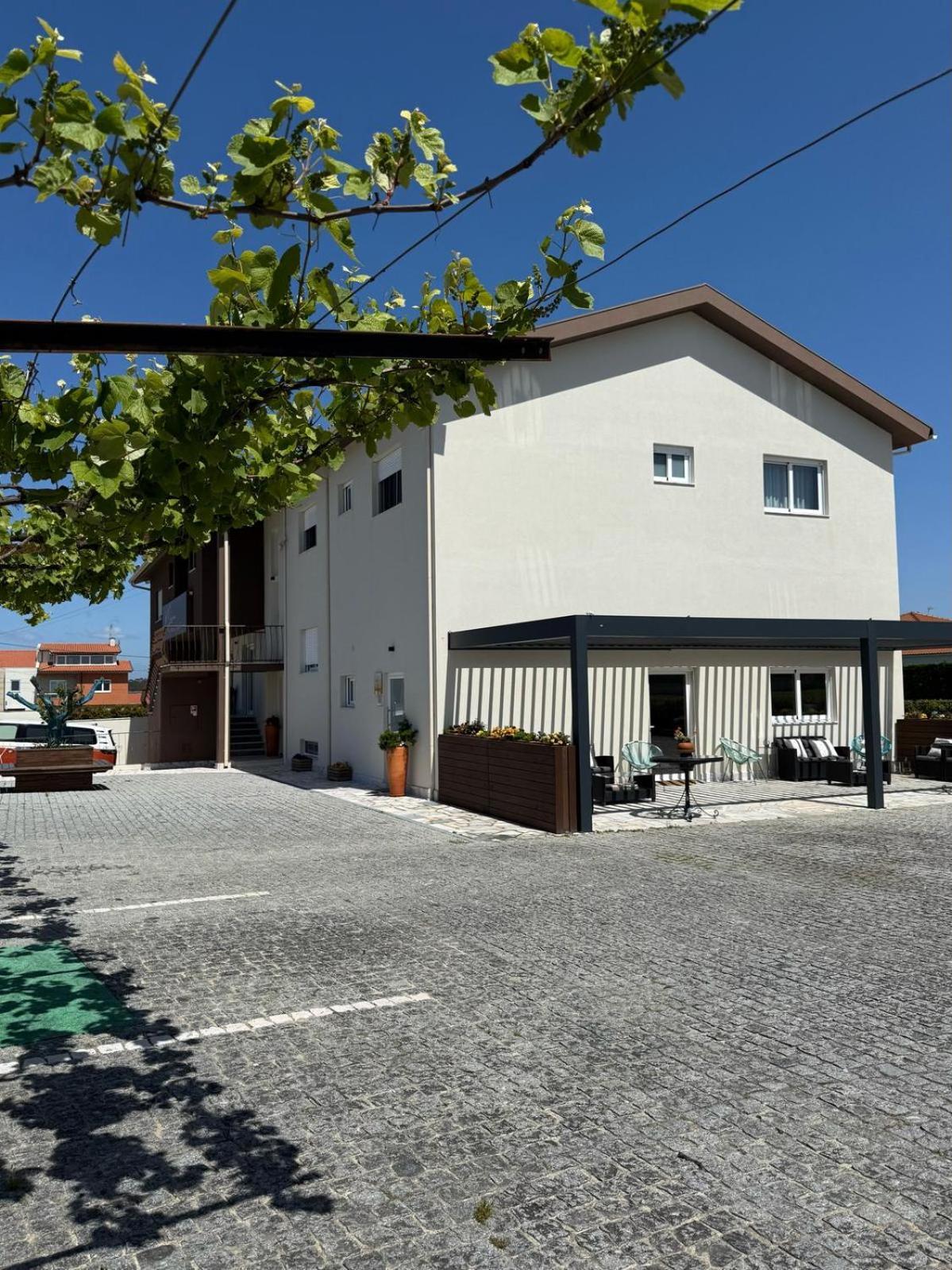 Guest House Mj Povoa de Varzim Luaran gambar